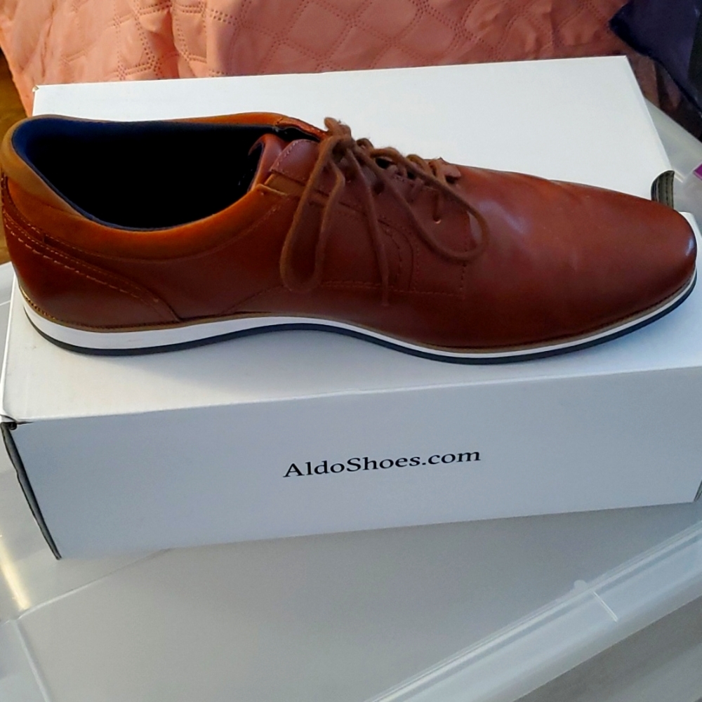 Men's shoes